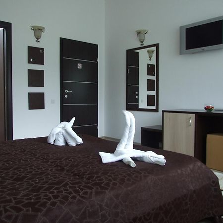 Hotel Boutique Garden Resort By Brancoveanu โมเอเชอ เด จอส ภายนอก รูปภาพ