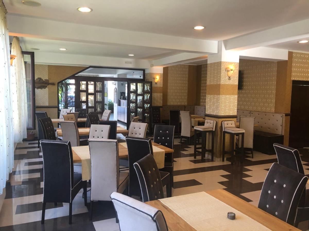 Hotel Boutique Garden Resort By Brancoveanu โมเอเชอ เด จอส ภายนอก รูปภาพ