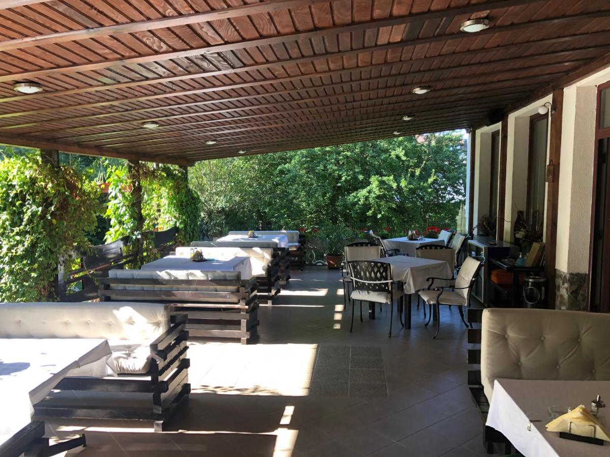 Hotel Boutique Garden Resort By Brancoveanu โมเอเชอ เด จอส ภายนอก รูปภาพ