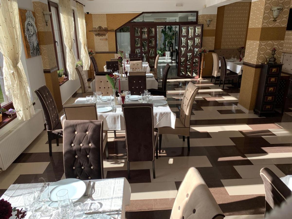 Hotel Boutique Garden Resort By Brancoveanu โมเอเชอ เด จอส ภายนอก รูปภาพ